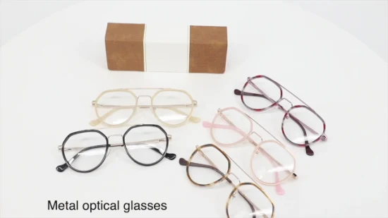 Prêt à expédier nouveau Design classique mode tendance lunettes carrées confortables femmes lunettes de lecture colorées